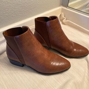 Journee slip on snakeskin-like bootie with 1” heel, size 7 1/2